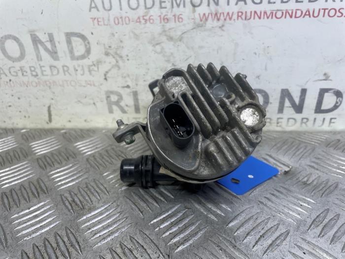 Water pump from a Mercedes-AMG C Estate AMG (S205) C-63 S,Edition 1 AMG 4.0 V8 Biturbo 2016