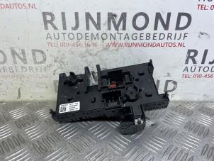 Usados Caja de fusibles Mercedes C Estate AMG (S205) C-63 S,Edition 1 AMG 4.0 V8 Biturbo Precio € 30,00 Norma de margen ofrecido por Autodemontage Rijnmond BV