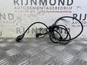 Usados Sensor (otros) Mercedes C Estate AMG (S205) C-63 S,Edition 1 AMG 4.0 V8 Biturbo Precio € 25,00 Norma de margen ofrecido por Autodemontage Rijnmond BV