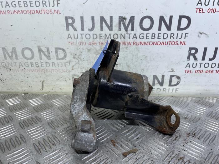Usagé Support moteur Ford Fiesta 6 (JA8) 1.25 16V Prix € 25,00 Règlement à la marge proposé par Autodemontage Rijnmond BV