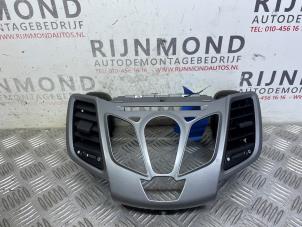 Gebrauchte Radioblende Ford Fiesta 6 (JA8) 1.25 16V Preis € 30,00 Margenregelung angeboten von Autodemontage Rijnmond BV