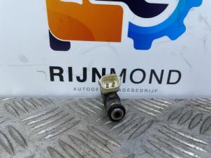 Used Injector (petrol injection) Volkswagen Polo V (6R) 1.4 16V Price € 60,50 Inclusive VAT offered by Autodemontage Rijnmond BV