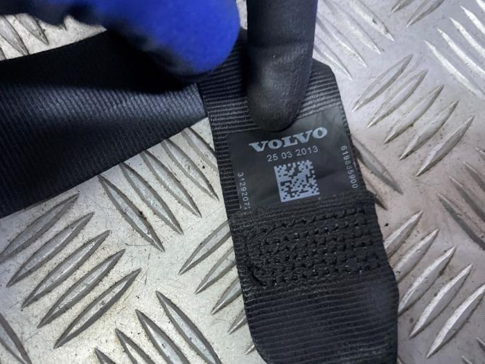 Rear seatbelt, left from a Volvo V40 (MV) 1.6 D2 2013