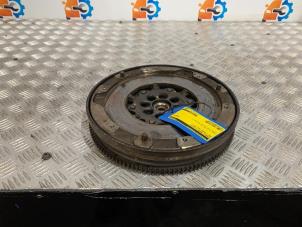 Used Dual mass flywheel BMW 1 serie (F20) 116d 2.0 16V Price on request offered by Autodemontage Rijnmond BV