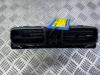 BMW 1 serie (F20) 116d 2.0 16V Dashboard vent