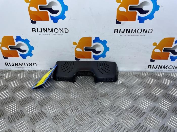 Gebrauchte Abdeckplatte sonstige BMW 5 serie (G30) 530d xDrive 3.0 TwinPower Turbo 24V Preis € 30,00 Margenregelung angeboten von Autodemontage Rijnmond BV