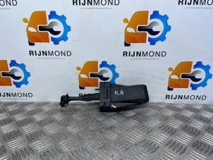 Used Rear door hinge, right BMW 5 serie (G30) 530d xDrive 3.0 TwinPower Turbo 24V Price € 40,00 Margin scheme offered by Autodemontage Rijnmond BV