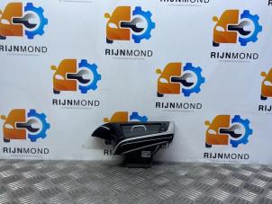 Gebrauchte Luftgitter Armaturenbrett BMW 5 serie (G30) 530d xDrive 3.0 TwinPower Turbo 24V Preis € 25,00 Margenregelung angeboten von Autodemontage Rijnmond BV