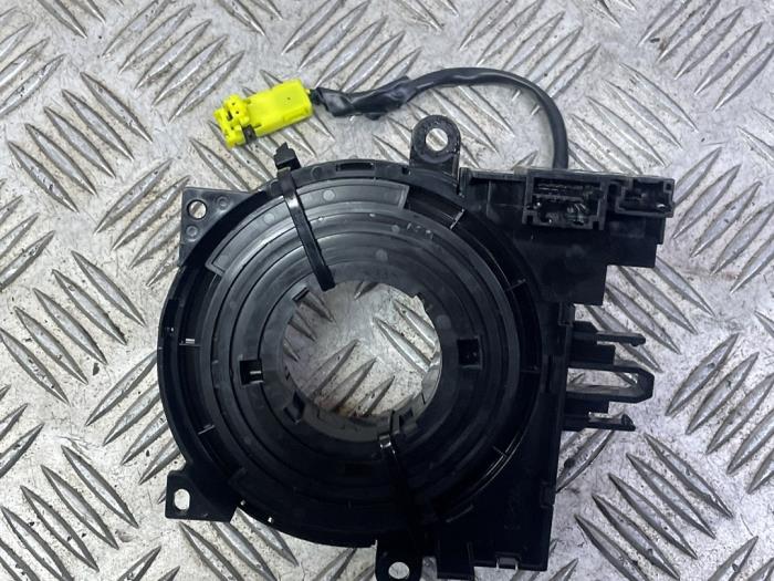 Airbagring from a Nissan Qashqai (J11) 1.2 DIG-T 16V 2015