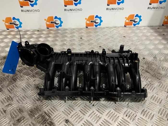 Używane Kolektor dolotowy Jaguar XE 2.0d 180 16V Cena na żądanie oferowane przez Autodemontage Rijnmond BV