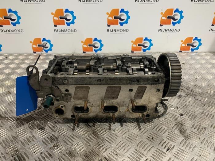 Używane Glowica cylindra Volkswagen Polo V (6R) 1.2 TDI 12V BlueMotion Cena € 75,00 Procedura marży oferowane przez Autodemontage Rijnmond BV