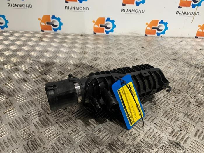 Gebrauchte Ansaugbrugge Ford Fiesta 6 (JA8) 1.0 EcoBoost 12V 100 Preis auf Anfrage angeboten von Autodemontage Rijnmond BV