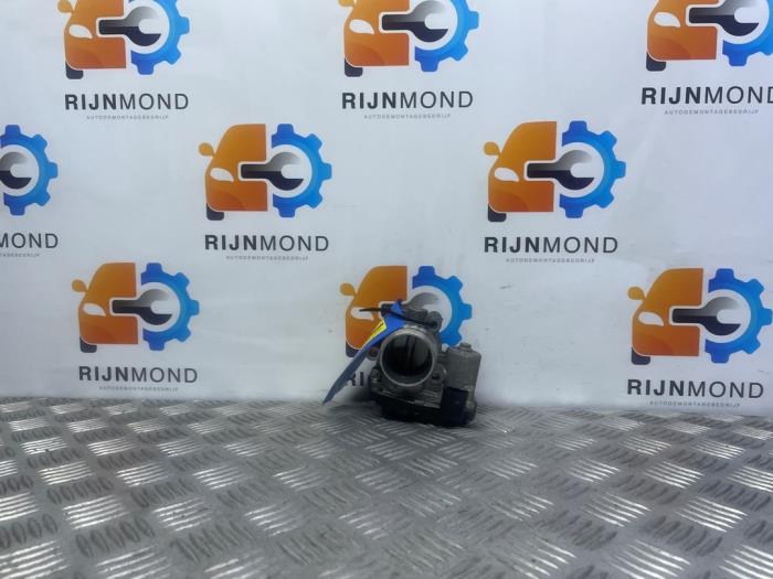 Usagé Boitier papillon Ford Fiesta 6 (JA8) 1.0 EcoBoost 12V 100 Prix € 9,00 Prix TTC proposé par Autodemontage Rijnmond BV