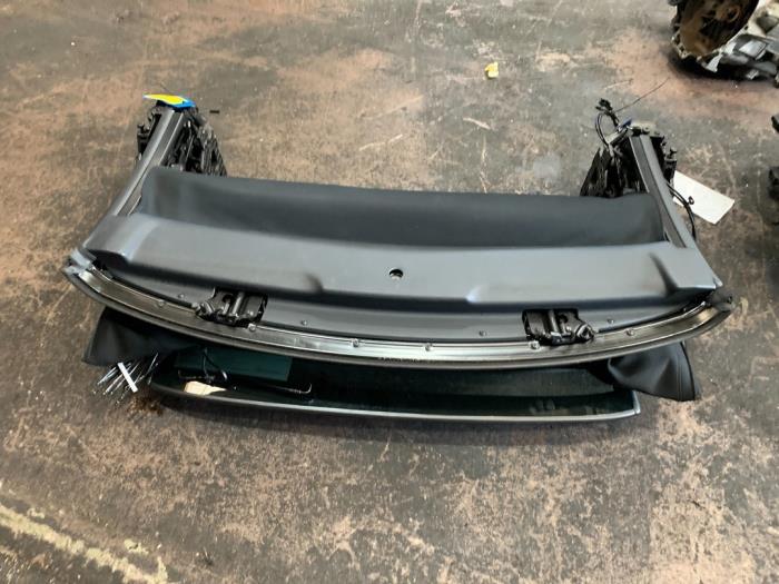 Begagnade Tak Mercedes E (R207) E-350 CDI, d BlueTEC 3.0 V6 24V Pris på förfrågan erbjuds av Autodemontage Rijnmond BV