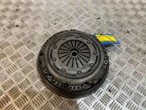 Used Dual mass flywheel Citroen C3 (SX/SW) 1.2 12V e-THP PureTech 110 Price on request offered by Autodemontage Rijnmond BV