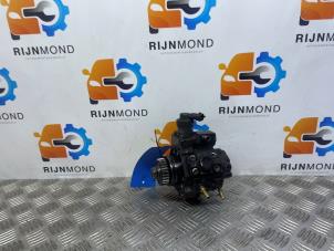 Used Mechanical fuel pump Nissan Primastar 2.0 dCi 90 Price on request offered by Autodemontage Rijnmond BV