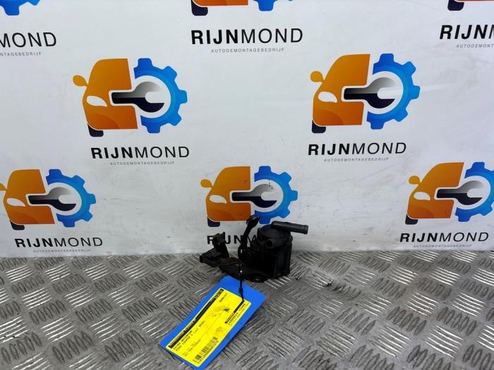Begagnade Extra vattenpump Mini Mini (R56) 1.6 16V Cooper S Pris € 60,00 Marginaltabell erbjuds av Autodemontage Rijnmond BV