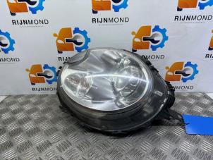 Used Headlight, left Mini Mini (R56) 1.6 16V Cooper S Price € 200,00 Margin scheme offered by Autodemontage Rijnmond BV