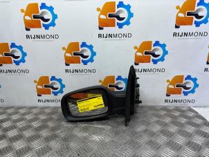 Used Wing mirror, left Renault Clio III Estate/Grandtour (KR) 1.2 16V TCE 100 Price on request offered by Autodemontage Rijnmond BV