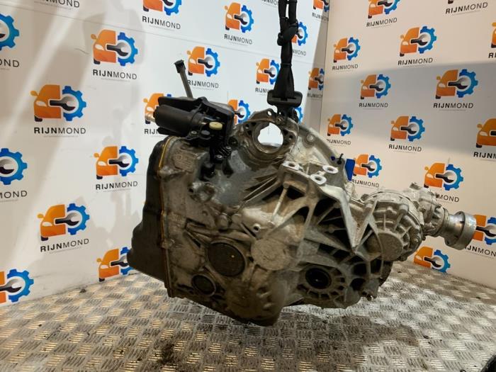 Gearbox from a Mercedes-AMG GLA AMG (156.9) 2.0 45 AMG Turbo 16V 2019