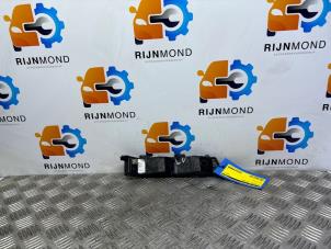 Used Front bumper bracket, left Kia Sportage (QL) 1.6 T-GDI 16V 4x2 Price on request offered by Autodemontage Rijnmond BV
