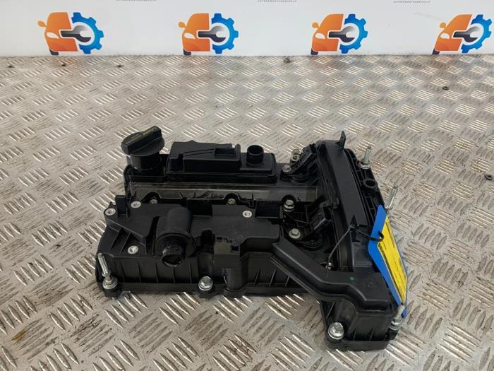Gebrauchte Ventildeckel Ford Fiesta 6 (JA8) 1.0 EcoBoost 12V 100 Preis auf Anfrage angeboten von Autodemontage Rijnmond BV