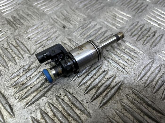 Injector (petrol injection) from a Ford Transit Courier 1.0 Ti-VCT EcoBoost 12V 2019