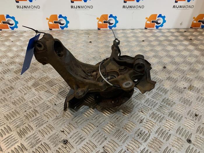 Knuckle, front right from a Renault Kadjar (RFEH) 1.2 Energy TCE 130 2016