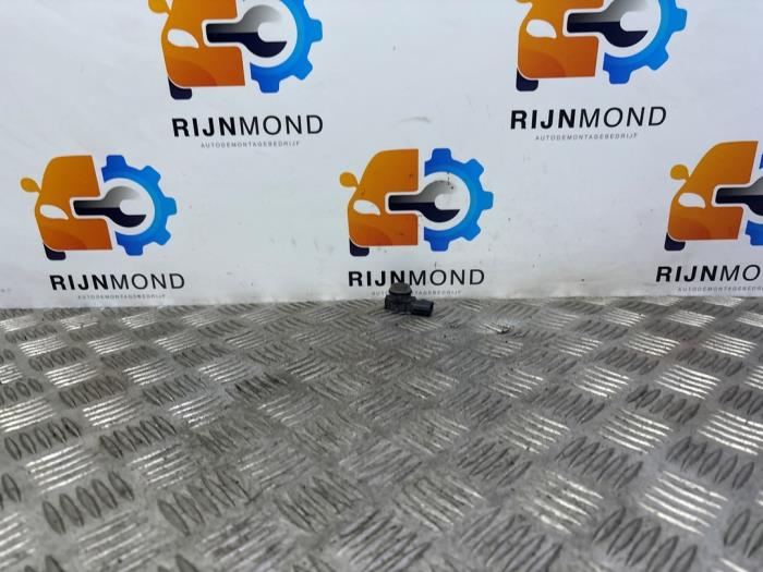 Usados Sensor PDC Renault Kadjar (RFEH) 1.2 Energy TCE 130 Precio de solicitud ofrecido por Autodemontage Rijnmond BV