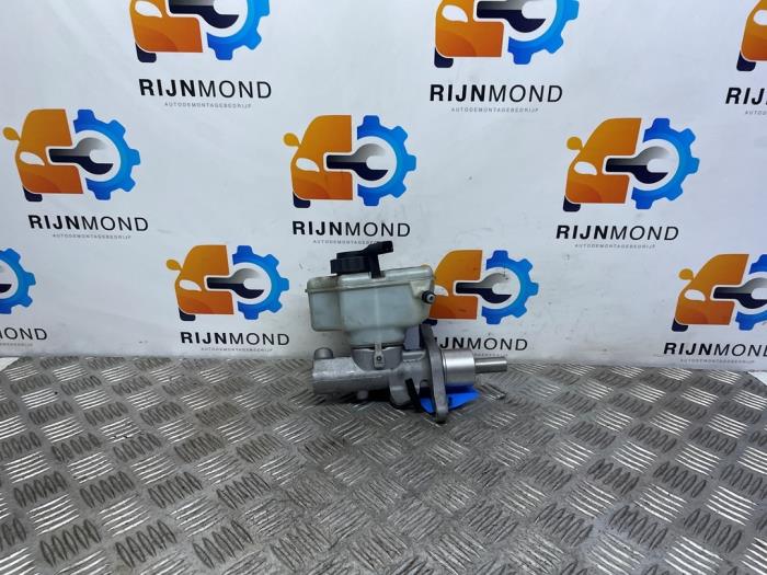 Used Master cylinder Skoda Octavia Combi (1Z5) 2.0 Turbo FSI 16V RS Price € 30,00 Margin scheme offered by Autodemontage Rijnmond BV