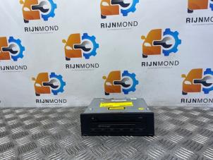 Usados Cambiador de CD Skoda Octavia Combi (1Z5) 2.0 Turbo FSI 16V RS Precio de solicitud ofrecido por Autodemontage Rijnmond BV