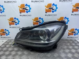Used Headlight, left Mercedes C Estate (S204) 2.2 C-250 CDI 16V BlueEfficiency Price on request offered by Autodemontage Rijnmond BV