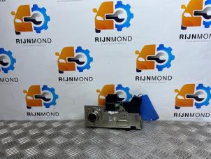 Gebrauchte Türschlossmechanik 2-türig links Ford Transit Connect 1.8 TDCi 90 Preis auf Anfrage angeboten von Autodemontage Rijnmond BV