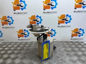 Used Electric fuel pump Kia Rio III (UB) 1.1 CRDi VGT 12V Price on request offered by Autodemontage Rijnmond BV