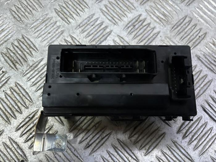 Ignition lock + computer from a Kia Rio III (UB) 1.1 CRDi VGT 12V 2012