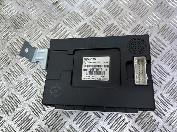 Ignition lock + computer from a Kia Rio III (UB) 1.1 CRDi VGT 12V 2012