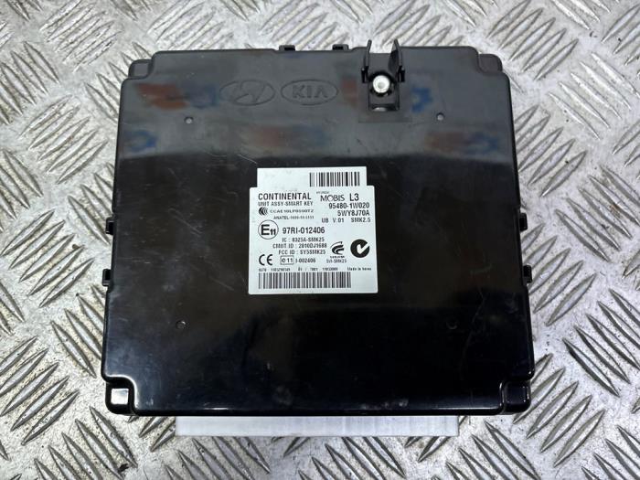 Ignition lock + computer from a Kia Rio III (UB) 1.1 CRDi VGT 12V 2012