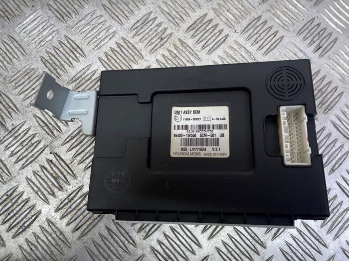 Used Ignition lock + computer Kia Rio III (UB) 1.1 CRDi VGT 12V Price on request offered by Autodemontage Rijnmond BV