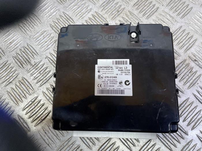 Ignition lock + computer from a Kia Rio III (UB) 1.1 CRDi VGT 12V 2012