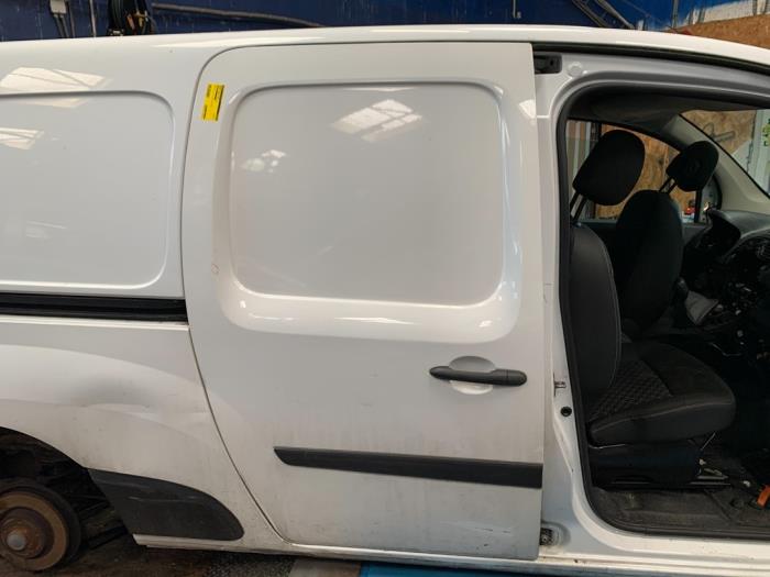 Drzwi zaladunkowe pojazdu dostawczego bok z Renault Kangoo Express (FW) 1.5 dCi 110 2015