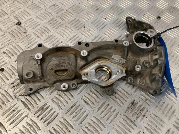 Gebrauchte Ventildeckel Nissan Qashqai (J11) 1.3 DIG-T 140 16V Preis auf Anfrage angeboten von Autodemontage Rijnmond BV
