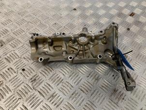 Ventildeckel van een Nissan Qashqai (J11) 1.3 DIG-T 140 16V 2020