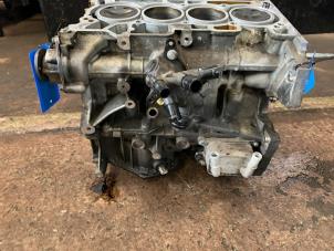 Used Engine crankcase Nissan Qashqai (J11) 1.2 DIG-T 16V Price on request offered by Autodemontage Rijnmond BV