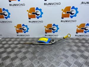 Used Oil dipstick Nissan Qashqai (J11) 1.2 DIG-T 16V Price on request offered by Autodemontage Rijnmond BV