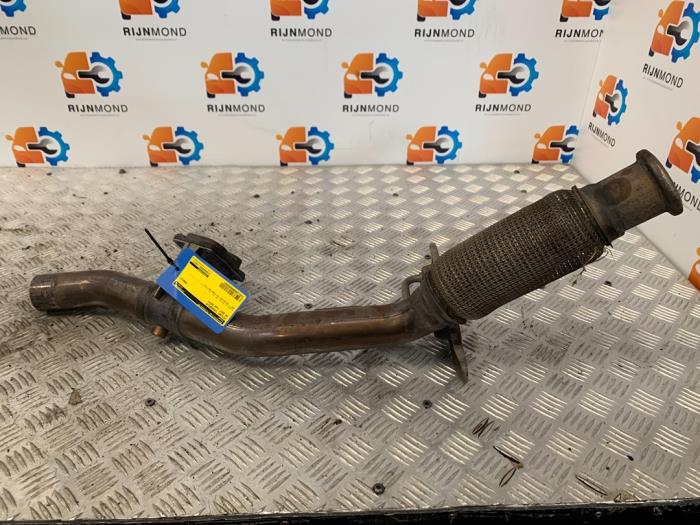 Gebrauchte Auspuff Zwischenrohr Volkswagen Golf VII (AUA) 1.6 TDI BlueMotion 16V Preis auf Anfrage angeboten von Autodemontage Rijnmond BV