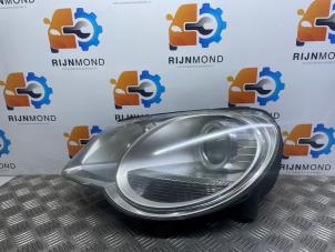 Used Headlight, left Volkswagen Eos (1F7/F8) 1.6 FSI 16V Price on request offered by Autodemontage Rijnmond BV