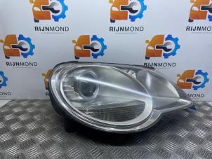 Used Headlight, right Volkswagen Eos (1F7/F8) 1.6 FSI 16V Price on request offered by Autodemontage Rijnmond BV