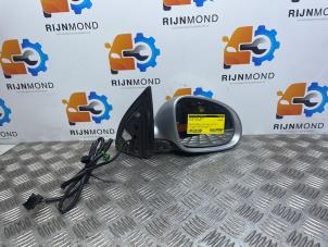 Used Wing mirror, right Volkswagen Eos (1F7/F8) 1.6 FSI 16V Price on request offered by Autodemontage Rijnmond BV