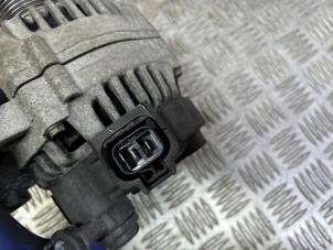 Dynamo van een Hyundai i20 1.6 CRDi 16V VGT 2009