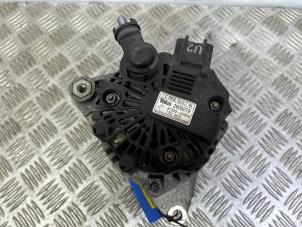 Dynamo van een Hyundai i20 1.6 CRDi 16V VGT 2009
